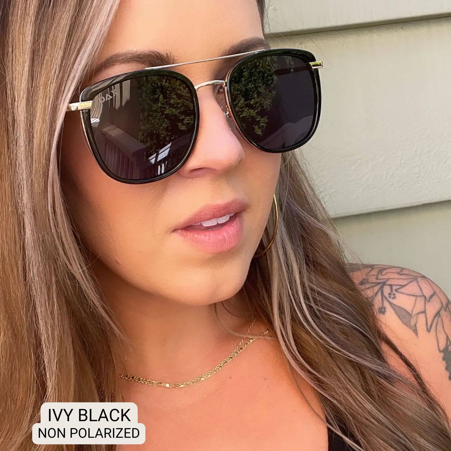 Ivy - Women's Oversized Square Sunglasses: BLACK