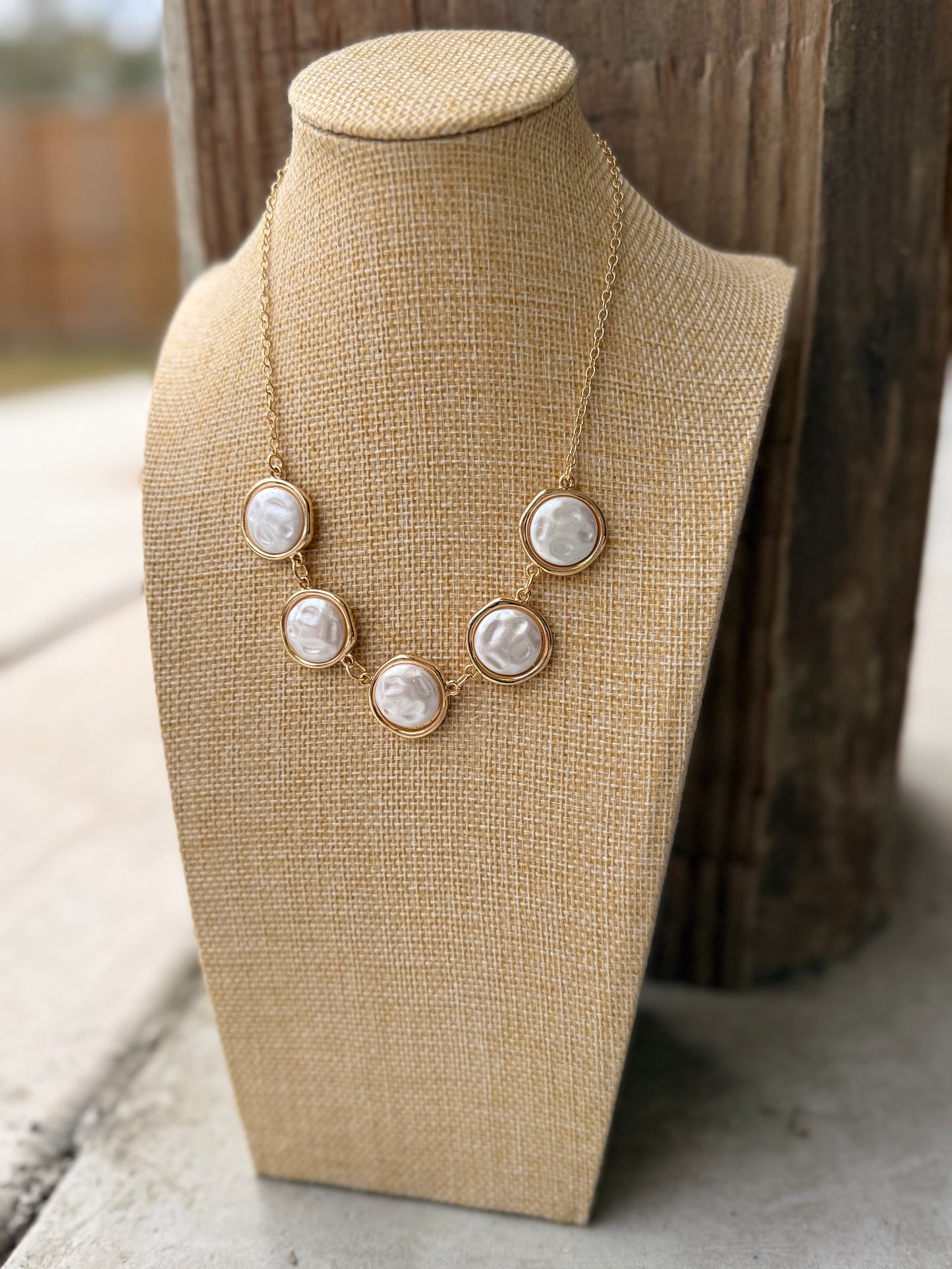Girly Pearl Necklace