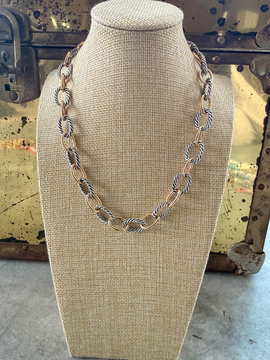 Two Tone Designed Chain