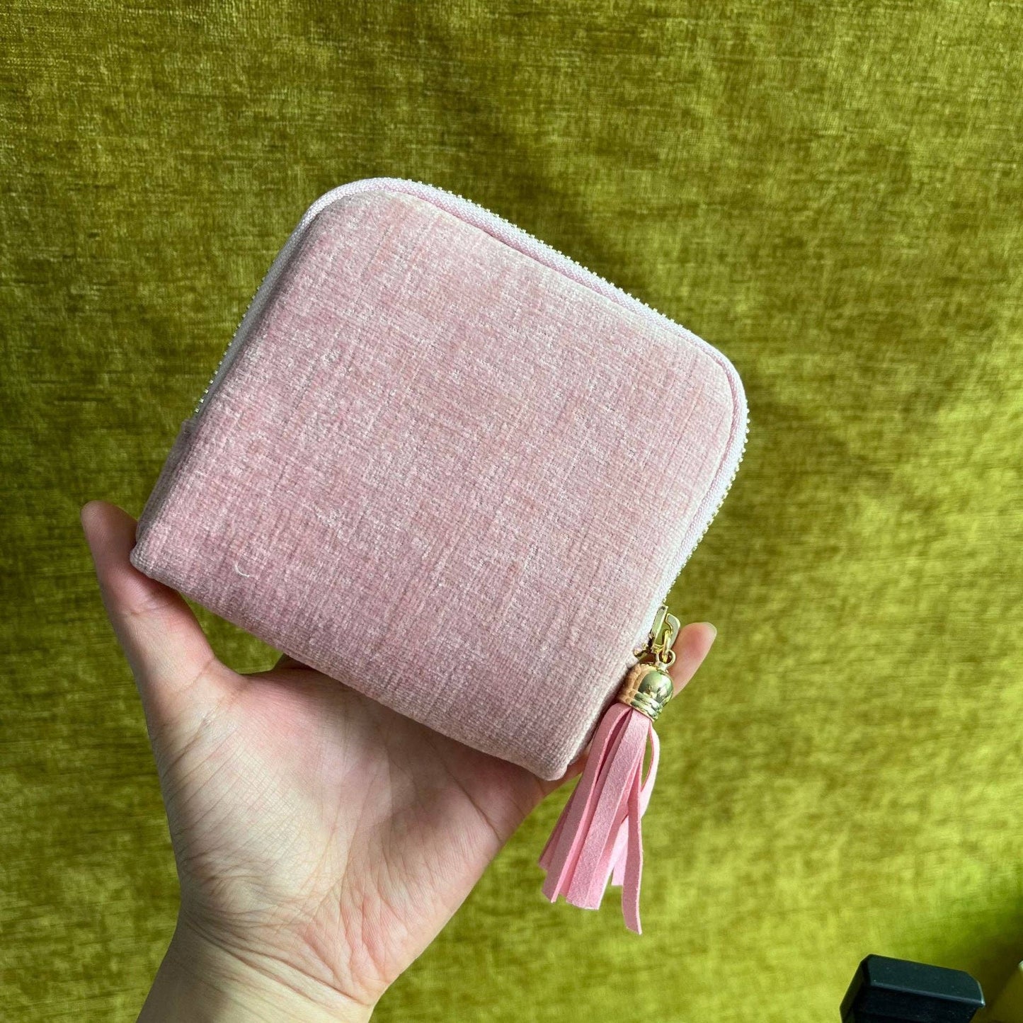 The Jewelry Pouch (4 Colors)