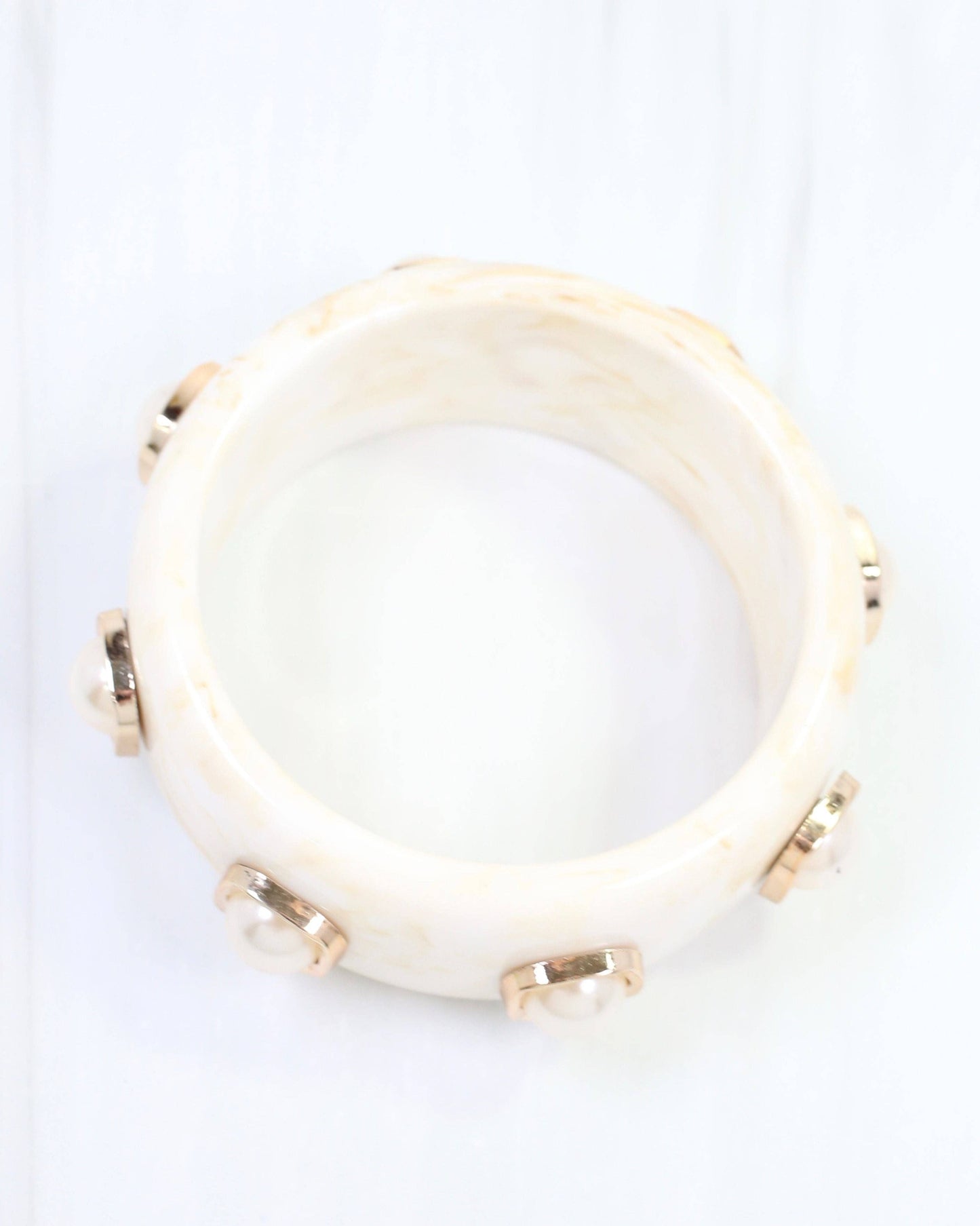 Aida Pearl Bangle Bracelet Ivory