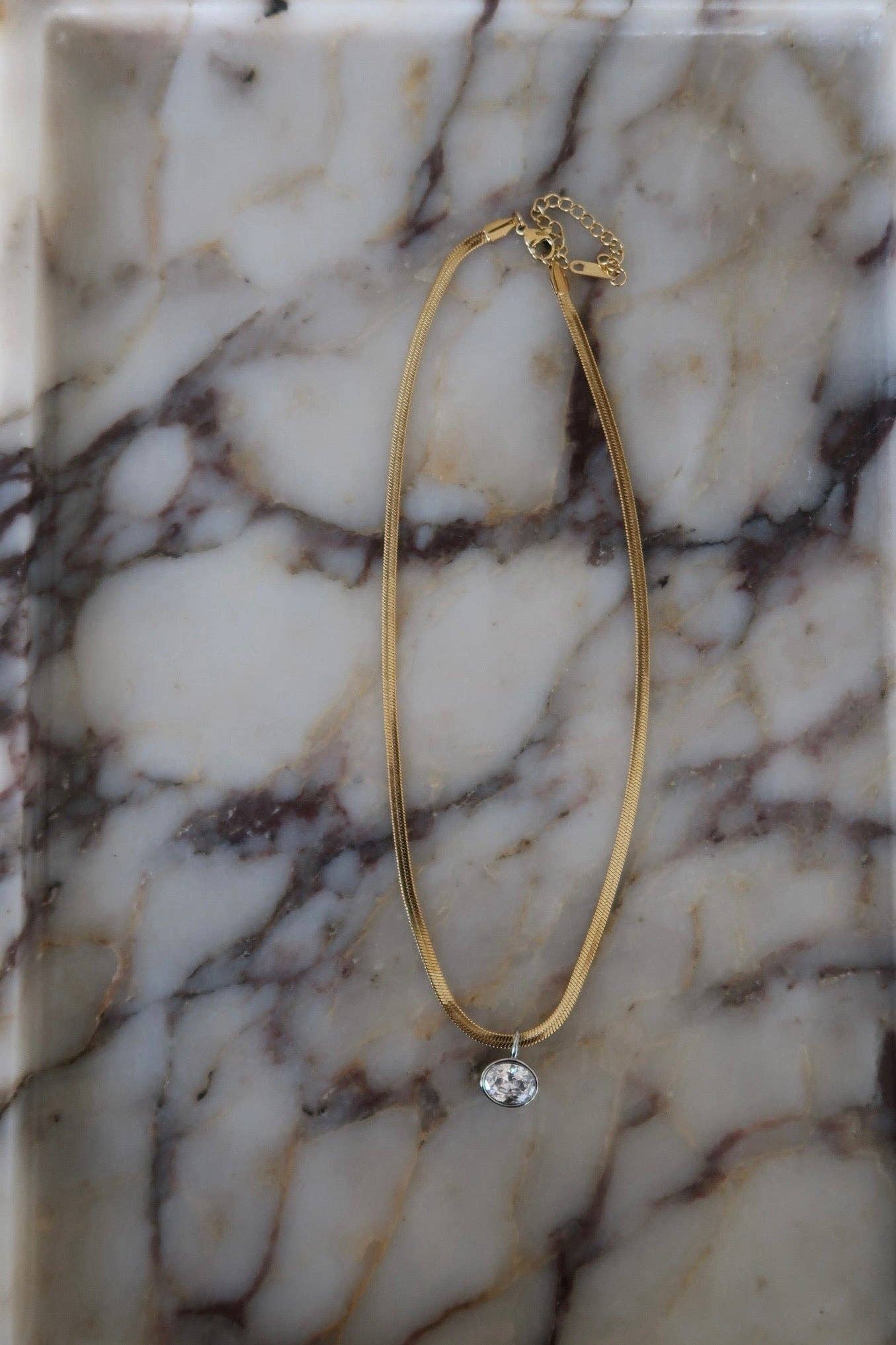 CORA NECKLACE