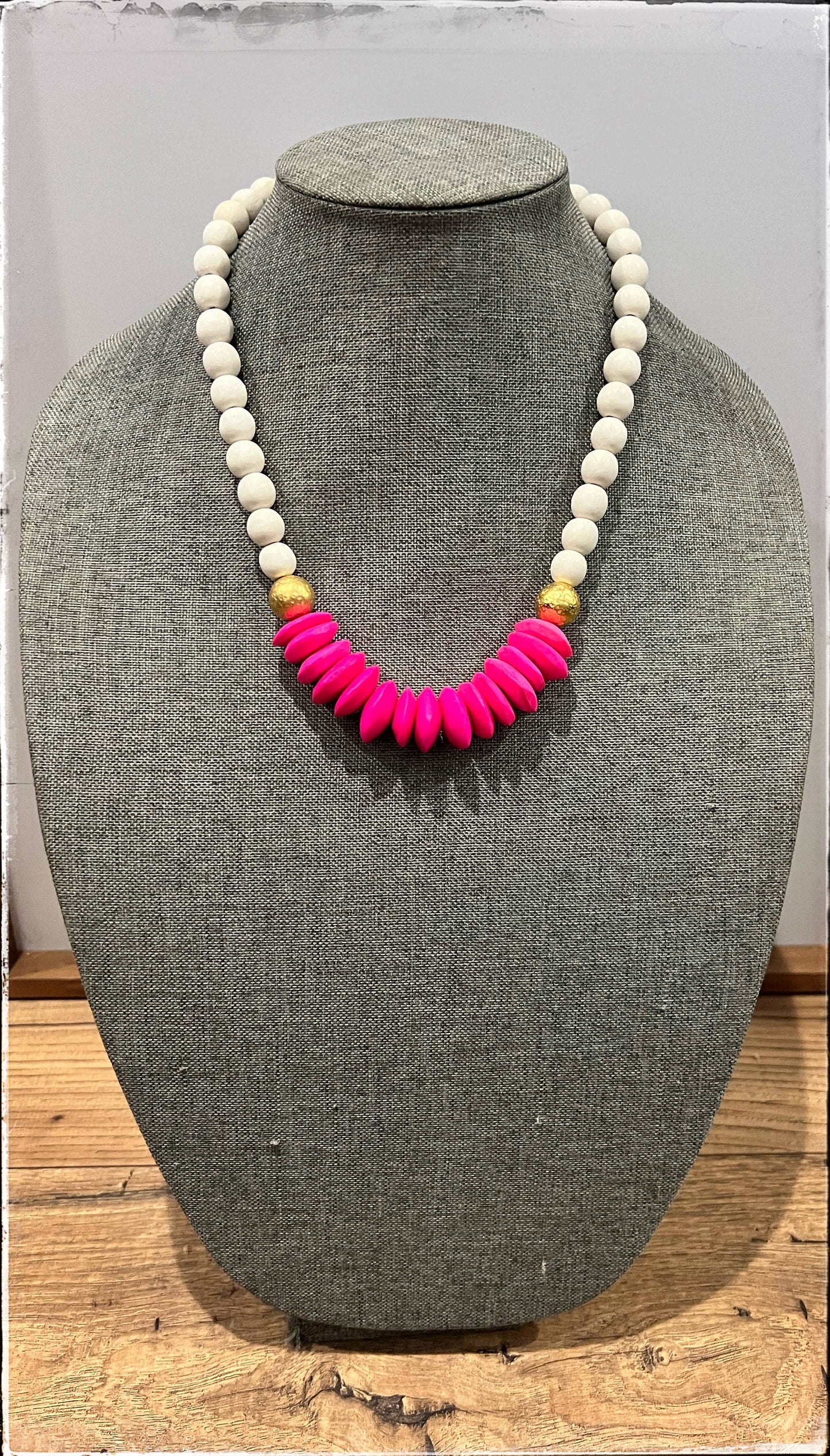 White Wood & Disk African Bone Bead Short Necklace Layering 