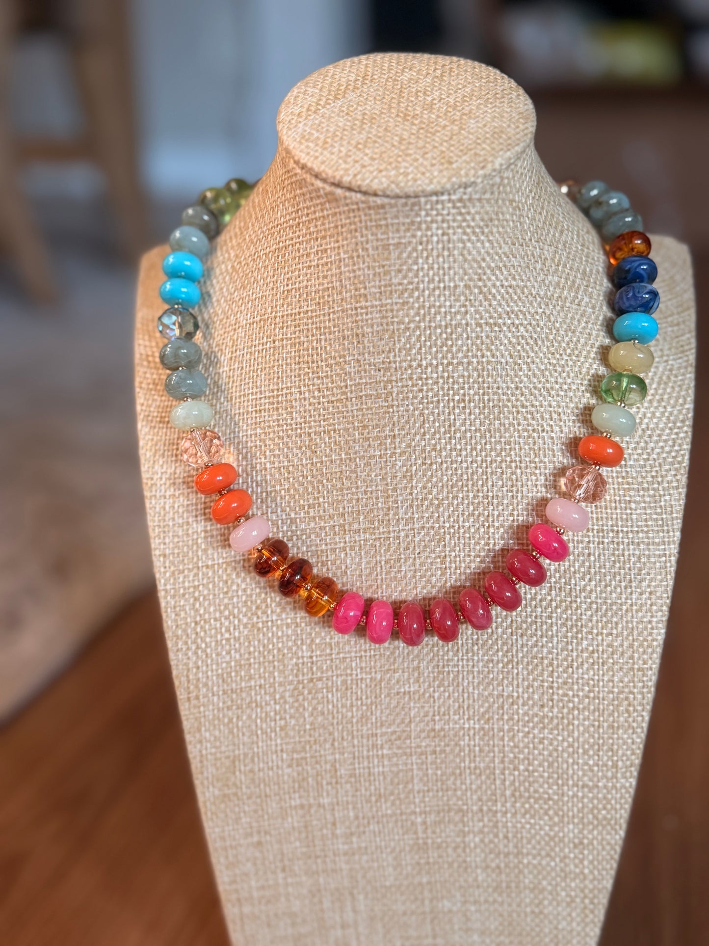 Mixed Faceted And Marble Resin Disc Beads Necklace