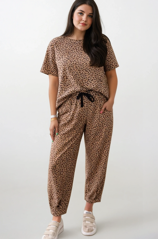 The New Leo Barrel Jogger Set | Thomas Co.