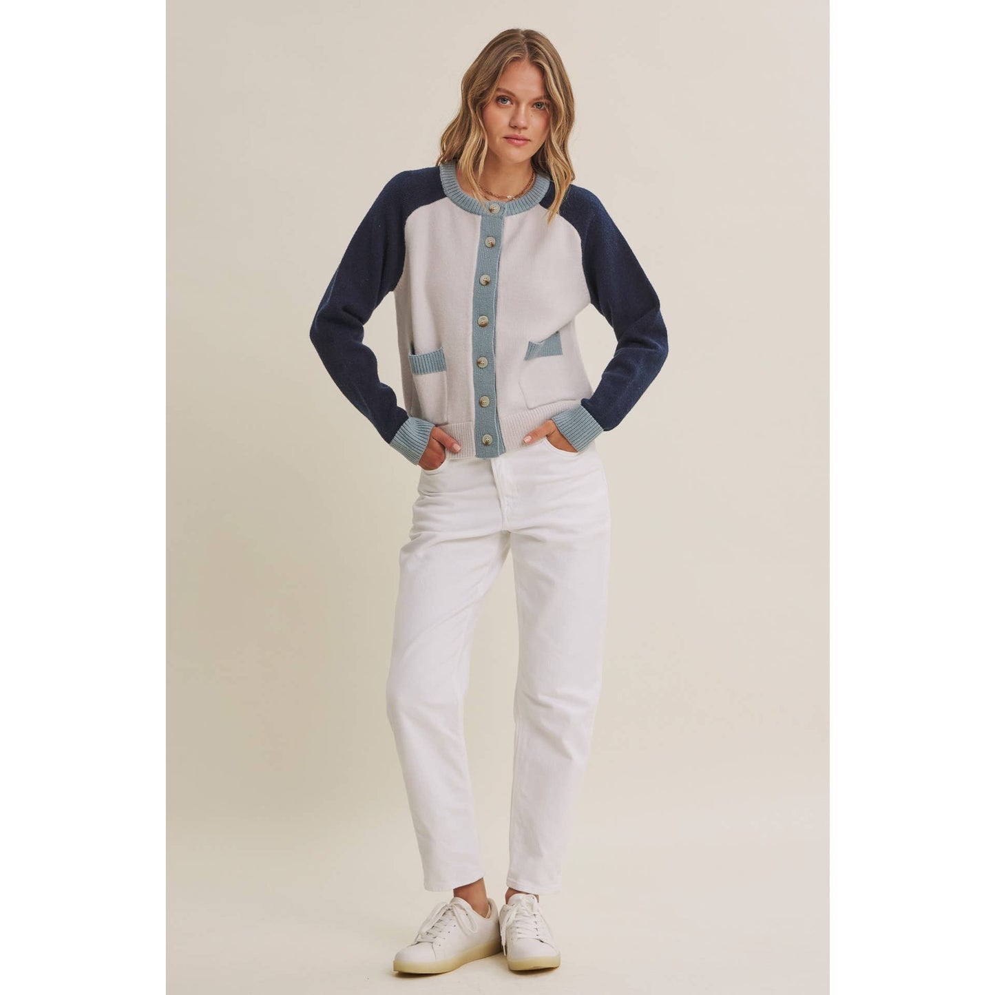The Stars Hollow Cardi (2 Colors) | In February