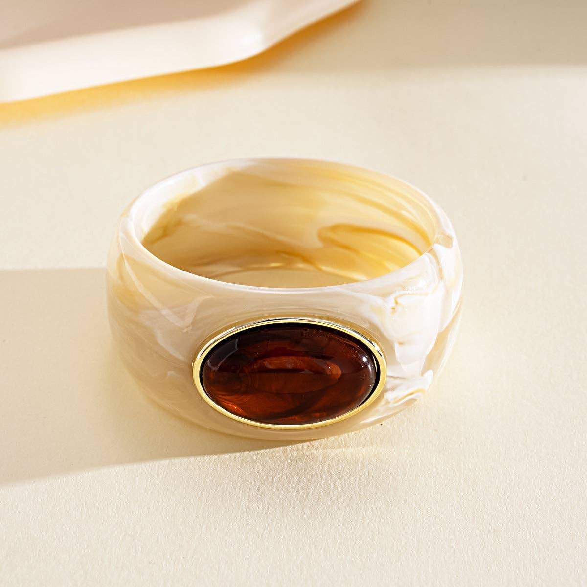 Vintage Oval Ombré Bangle