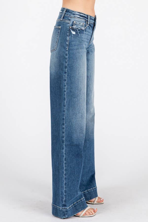 The Sunday Jean | Petra 153