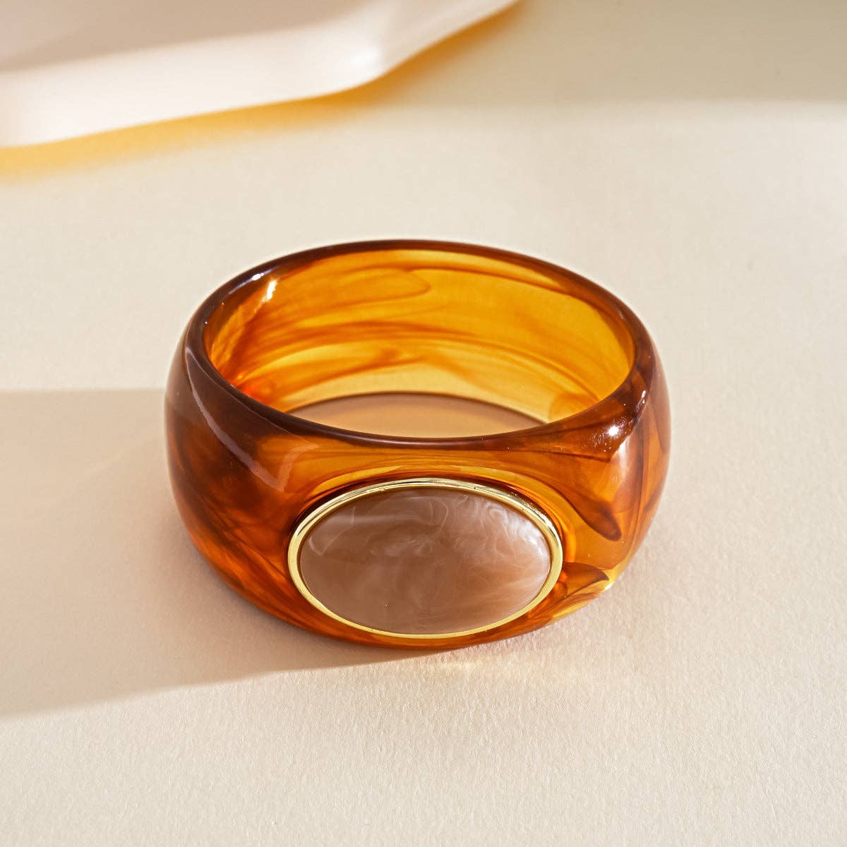 Vintage Oval Ombré Bangle