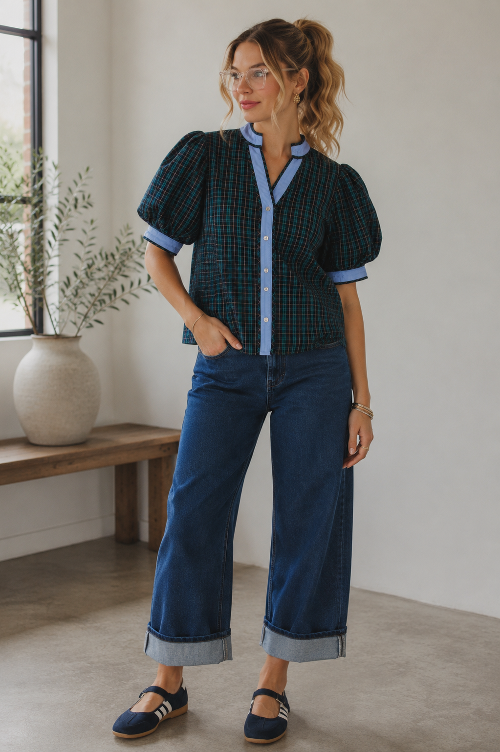 The Miss Academy Top | Entro
