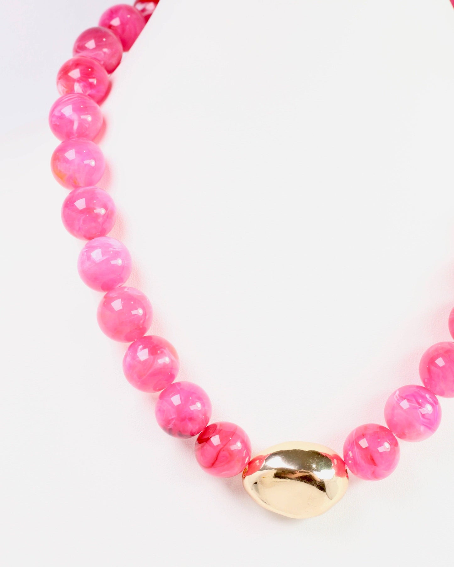 Brooklyn Bold Stone Necklace Fuchsia | Caroline Hill