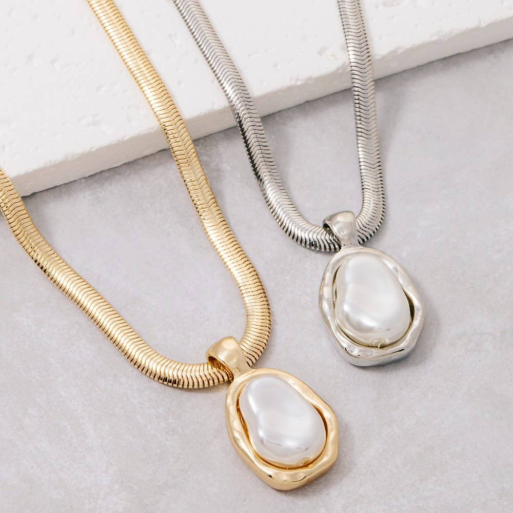 Pearl Pendant Herringbone Chain Necklace