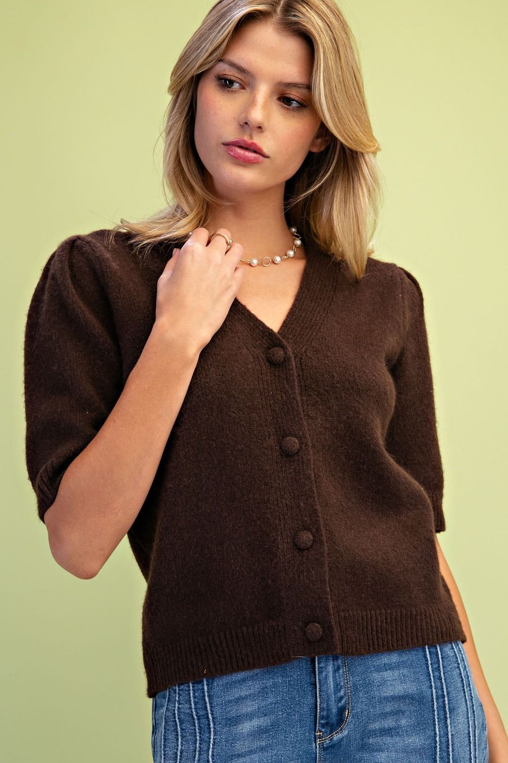 The Marcie Cardi | Easel